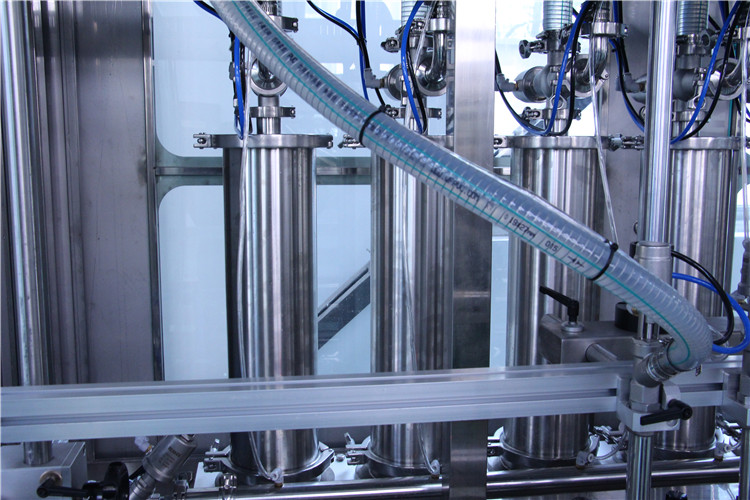 màquina de omplir xocolata